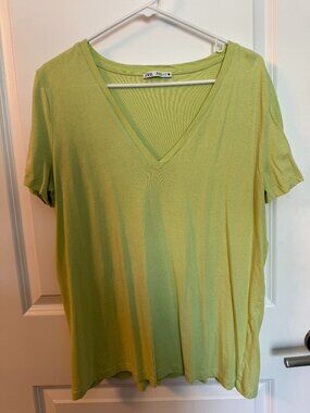 Zara V-neck green top XL